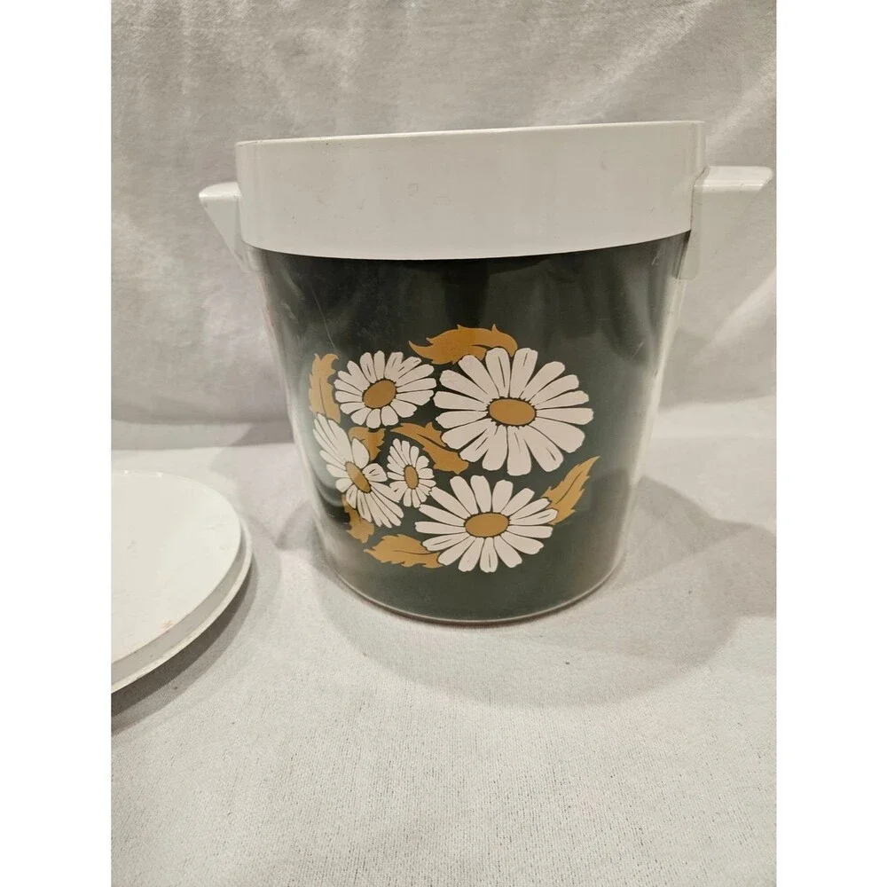 Vintage West Bend Thermo Serv Daisy Ice Bucket With Lid